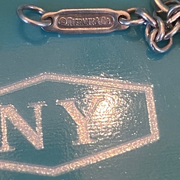 ISO earrings- I have the bracelet & Necklace wanting Earrings - Picture 5 of 8